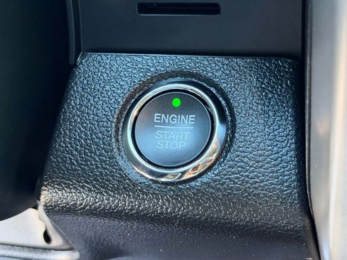 Certified 2019 Ford F150 Lariat image 22