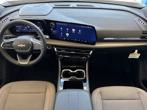 New 2026 Chevrolet Traverse LT w/ Driver Confidence Package FWD image 21