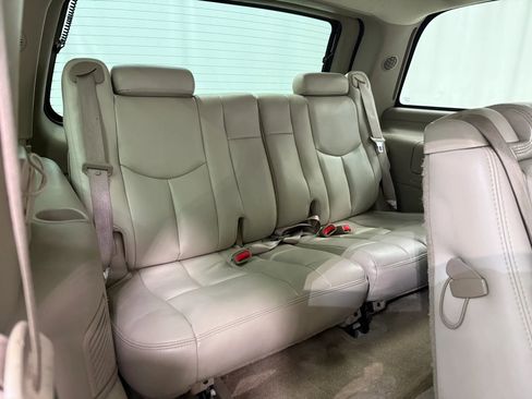 Used 2005 GMC Yukon SLT w/ SLT Preferred Equipment Group image 19