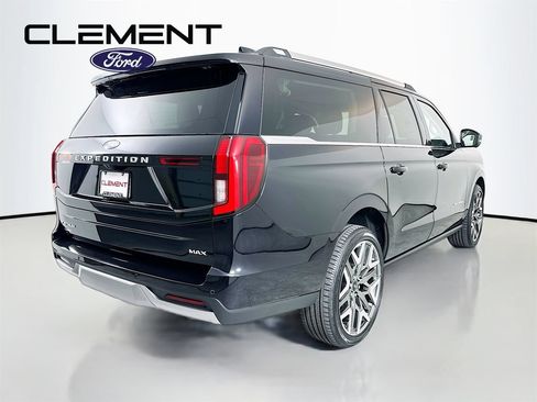 New 2026 Ford Expedition Max Platinum w/ Platinum Ultimate Package AWD/4WD image 6