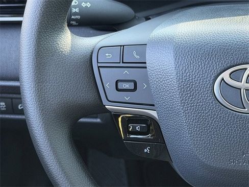 Used 2026 Toyota Camry LE image 14