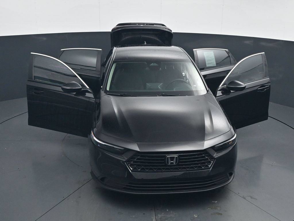 Used 2025 Honda Accord LX image 44