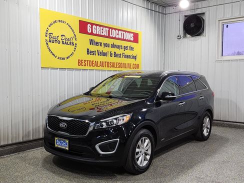 Used 2018 Kia Sorento AWD image 1