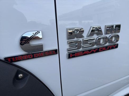Used 2016 RAM 3500 Tradesman w/ Chrome Appearance Group image 3