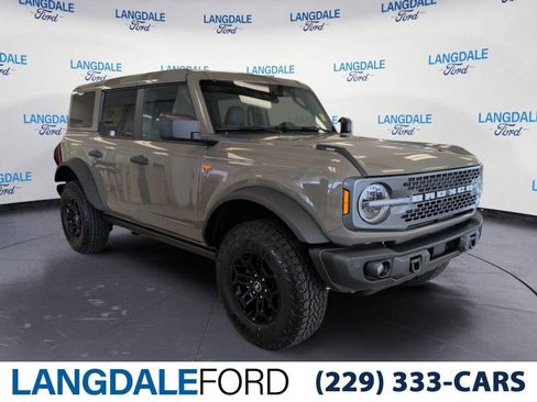 New 2026 Ford Bronco Badlands AWD/4WD image 1