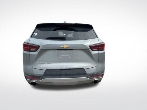 Used 2023 Chevrolet Blazer LT w/ Driver Confidence Package image 5