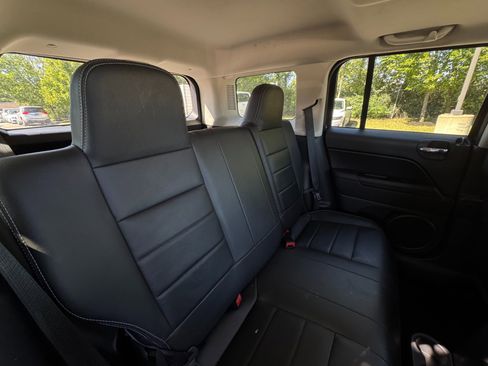 Used 2015 Jeep Patriot High Altitude image 45
