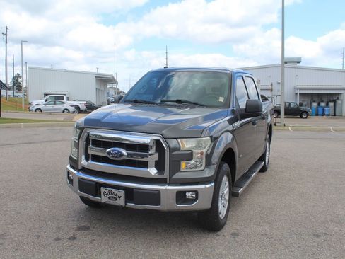 Used 2016 Ford F150 XLT RWD image 11