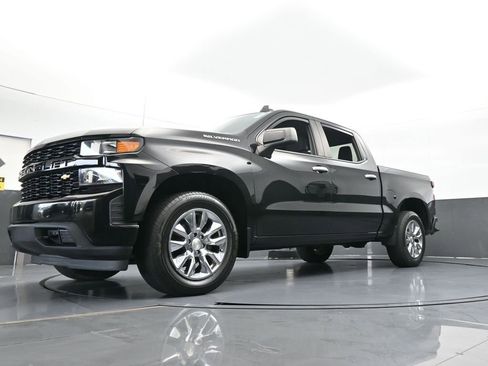 Used 2020 Chevrolet Silverado 1500 Custom w/ Custom Value Package image 49