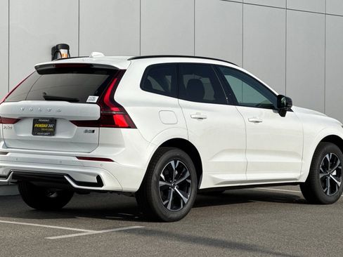 New 2026 Volvo XC60 B5 Core w/ Climate Package PRO AWD/4WD image 5