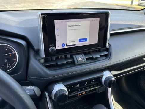 Used 2023 Toyota RAV4 LE FWD image 18