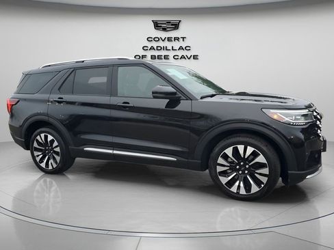 Used 2025 Ford Explorer Platinum w/ LUX Leather Package image 12