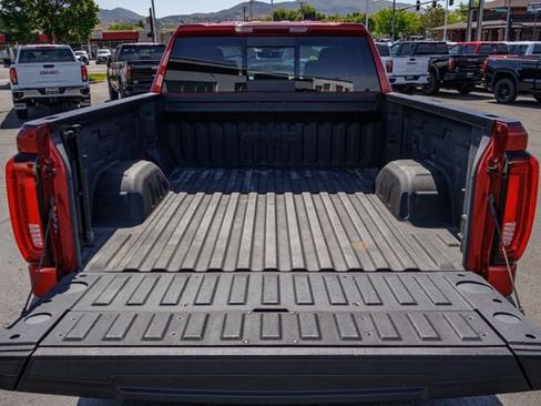 Used 2025 GMC Sierra 1500 SLT w/ SLT Convenience Package AWD/4WD image 14