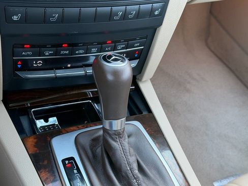 Used 2012 Mercedes-Benz E 350 Cabriolet image 21