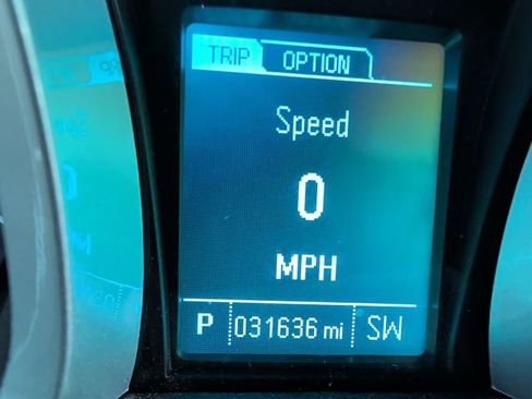 Used 2017 Chevrolet Equinox LT w/ Convenience Package FWD image 16
