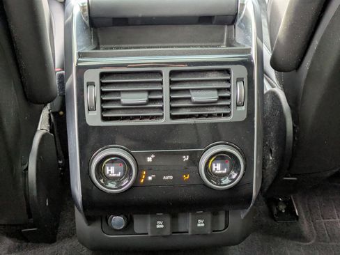 Used 2019 Land Rover Range Rover Sport HST image 25