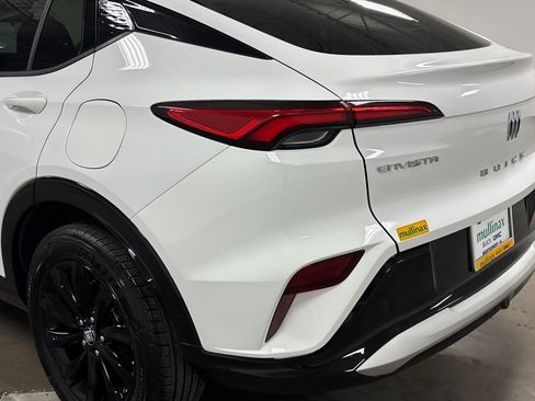 Used 2025 Buick Envista Sport Touring image 18