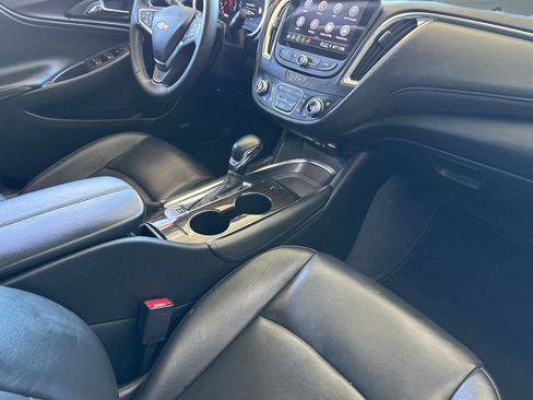 Used 2024 Chevrolet Malibu LT image 32