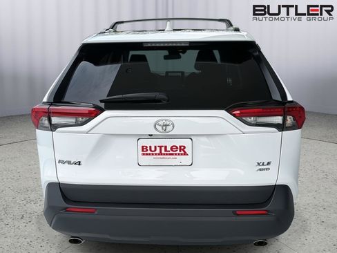 Used 2024 Toyota RAV4 XLE w/ Convenience Package AWD/4WD image 5