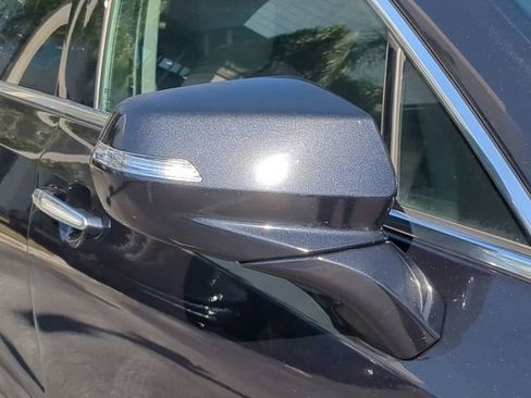 Used 2023 Cadillac XT4 Premium Luxury image 12