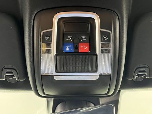 Used 2024 RAM 1500 Laramie image 20