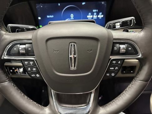 Used 2024 Lincoln Navigator L Reserve image 19