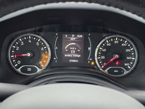 Used 2018 Jeep Renegade Altitude image 11