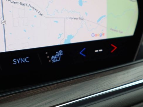 Used 2025 Chevrolet Tahoe LT w/ Comfort Package image 23