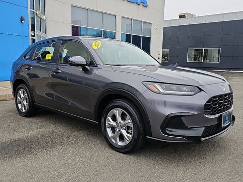 Used 2023 Honda HR-V LX image 3