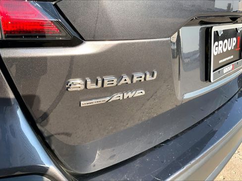 Used 2025 Subaru Outback Premium AWD/4WD image 31