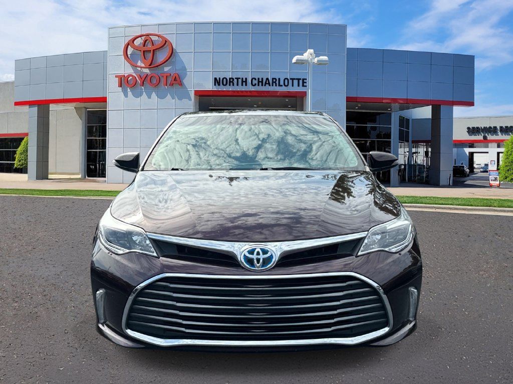 Used 2016 Toyota Avalon XLE Premium FWD image 2