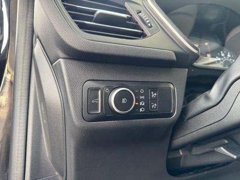 Used 2022 Ford Escape SEL image 19