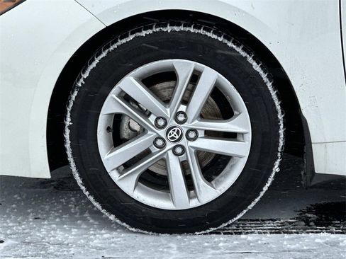 Certified 2019 Toyota Corolla SE image 9