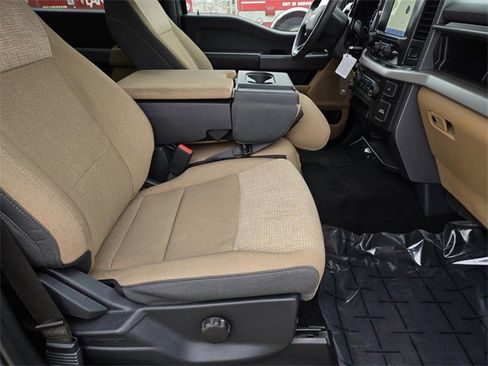 Used 2022 Ford F150 XLT w/ Trailer Tow Package image 26