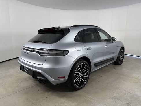 Certified 2026 Porsche Macan GTS AWD/4WD image 7