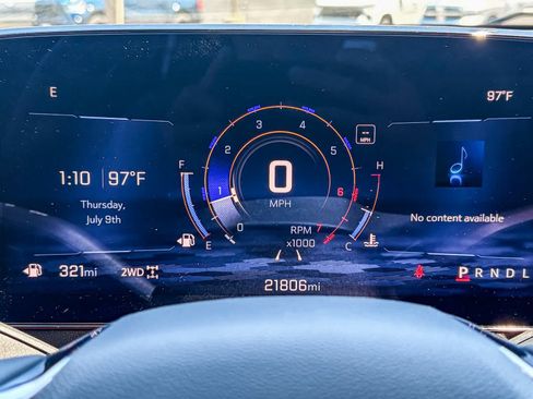 Used 2024 Chevrolet Traverse Z71 AWD/4WD image 22