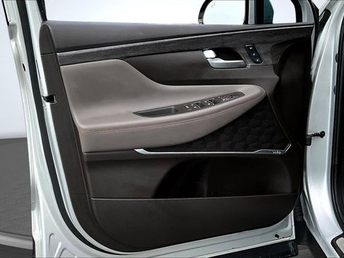 Used 2020 Hyundai Santa Fe Limited FWD image 20