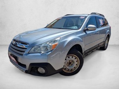 Used 2014 Subaru Outback 2.5i Limited w/ Moonroof Package
