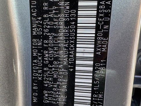 Used 2025 Toyota Camry Hybrid image 25