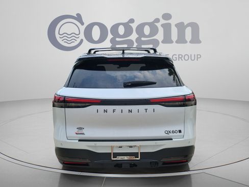 Used 2026 INFINITI QX60 Autograph w/ Dark Cargo Package AWD/4WD image 3