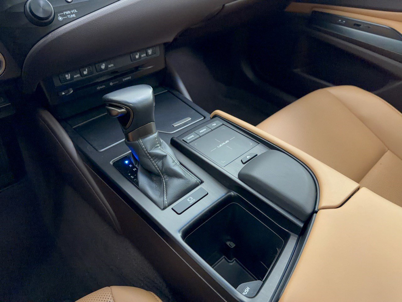Certified 2020 Lexus ES 350 w/ Premium Package FWD image 22