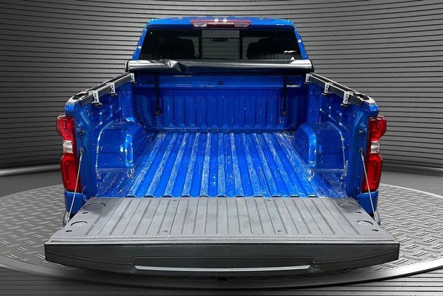 Used 2023 Chevrolet Silverado 1500 RST w/ Convenience Package II AWD/4WD image 7