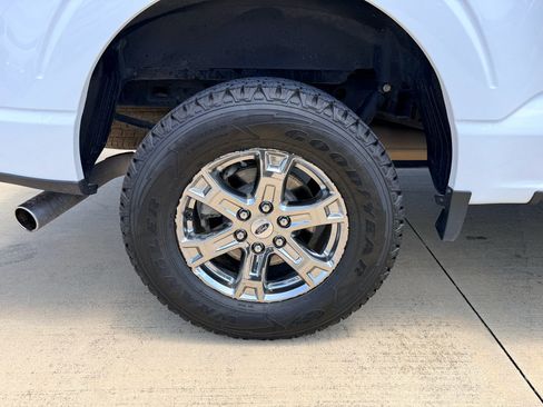 Used 2022 Ford F150 XLT w/ Equipment Group 301A Mid AWD/4WD image 29
