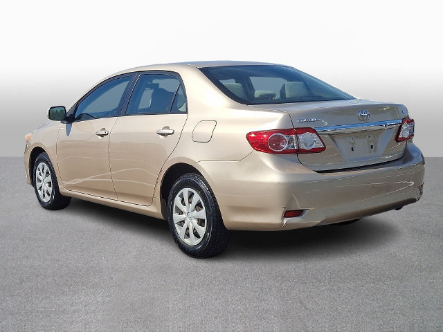 Used 2011 Toyota Corolla LE FWD image 6