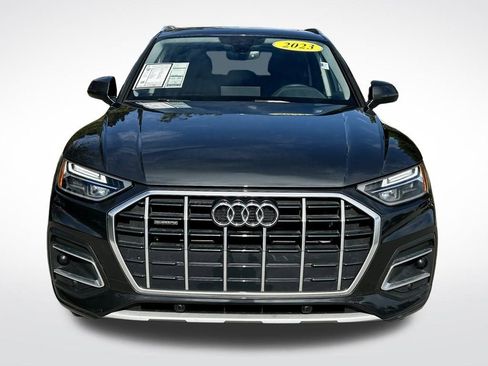 Used 2023 Audi Q5 2.0T Premium w/ Convenience Package image 2