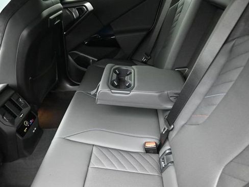 New 2026 BMW X3 xDrive30i w/ Premium Package AWD/4WD image 18