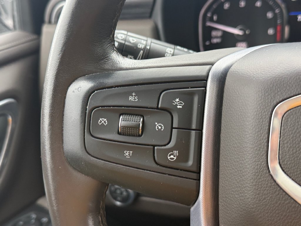 Used 2021 GMC Yukon SLT w/ SLT Luxury Plus Package AWD/4WD image 24