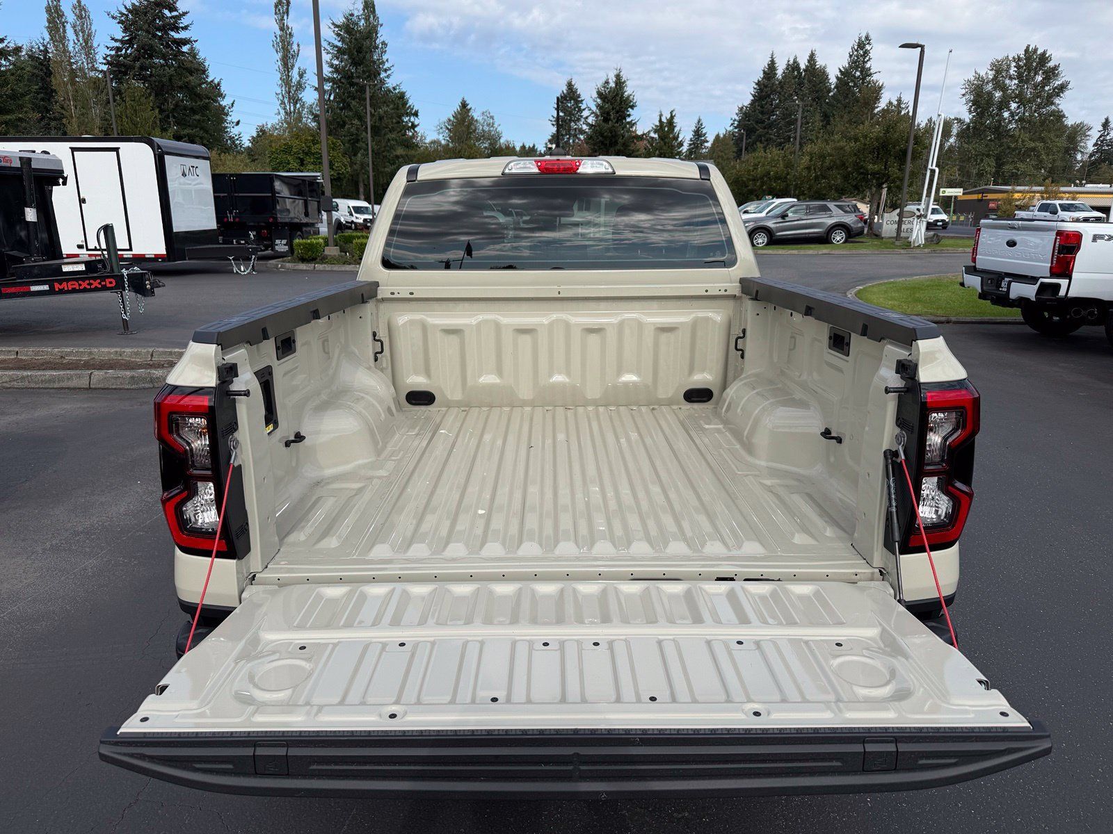 Used 2025 Ford Ranger XL w/ Trailer Tow Package AWD/4WD image 7