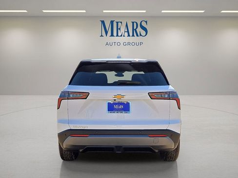 Used 2026 Chevrolet Equinox LT image 4