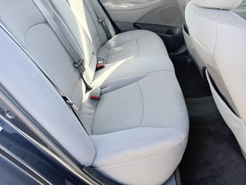 Used 2011 Hyundai Sonata GLS image 14